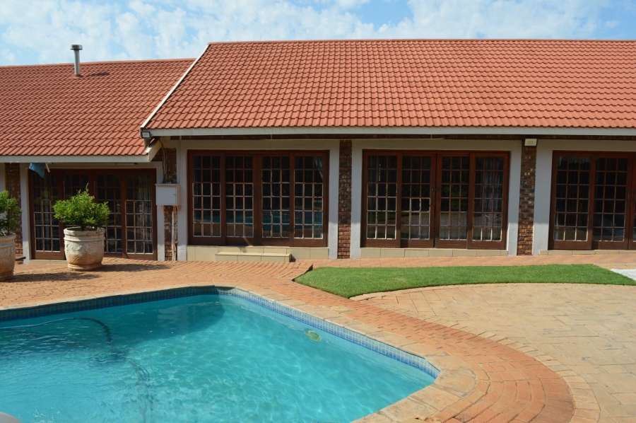 4 Bedroom Property for Sale in Doringkruin North West